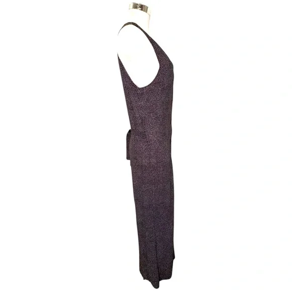 Black Sleeveless Maxi Dress - Picture 5 of 10